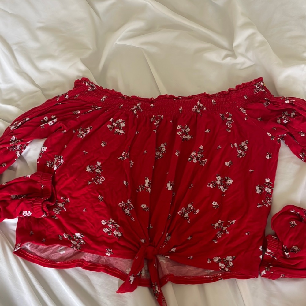Red flower long sleeved crop top
